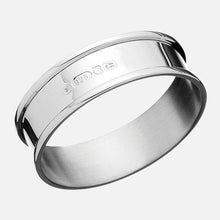 Load image into Gallery viewer, Sterling Silver Round Napkin Ring With Wrapped Edge
