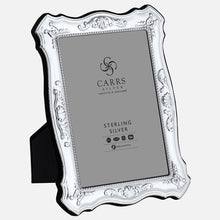 Load image into Gallery viewer, Traditional 6&quot; x 4&quot; Sterling Silver Photo Frame With Grey Velvet Back
